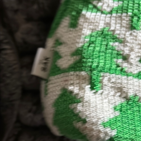 The Sak Green and White Patterned Christmas Tree Bag with pouch EUC - Picture 2 of 6